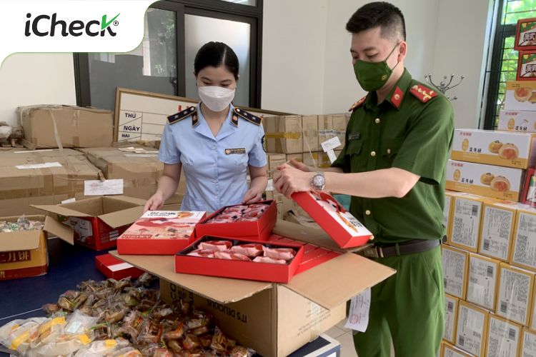 Lực lượng chức năng kiểm tra và giữ hàng giả, nhấn mạnh tác động tiêu cực của hàng giả đối với nền kinh tế, từ thất thu thuế đến ảnh hưởng môi trường đầu tư